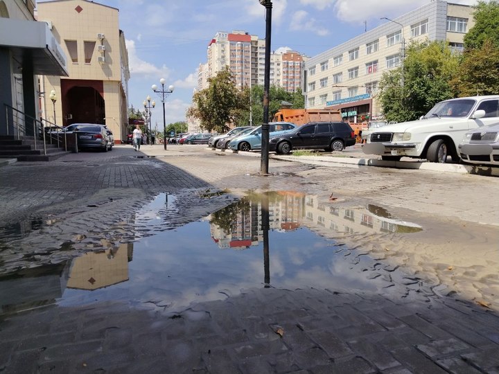 В центре Белгорода ликвидируют порыв1